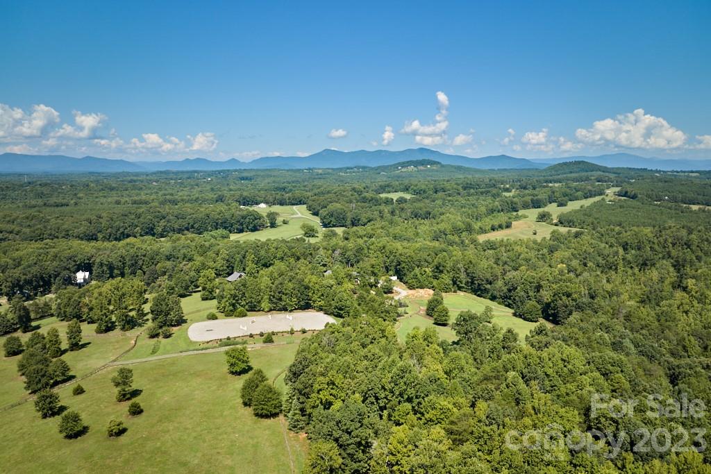 800 Collinsville Road Columbus, NC 28722 - Photo 2 of 33 a view of a city