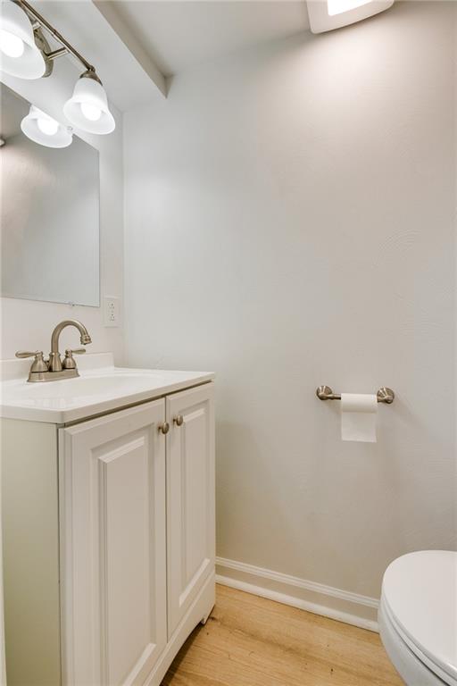 533 Center Hill Road Pittsburgh, PA 15239 - Photo 12 of 31 1st Floor half bath