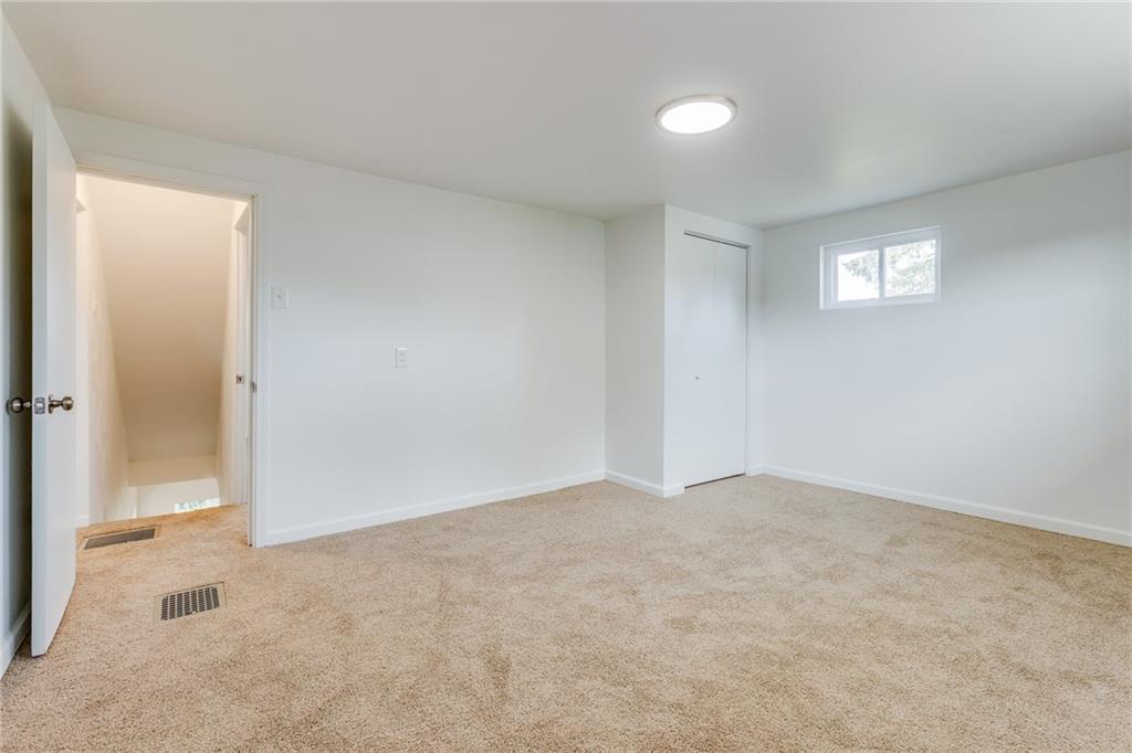 533 Center Hill Road Pittsburgh, PA 15239 - Photo 23 of 31 Bedroom 2