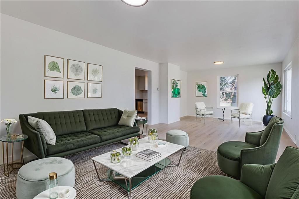 533 Center Hill Road Pittsburgh, PA 15239 - Photo 3 of 31