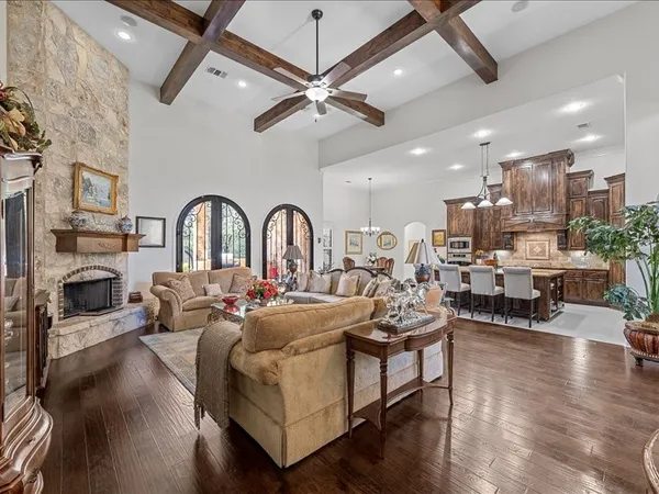 $1,368,000 | 8456 Spicewood Springs Road, China Spring, TX 76633