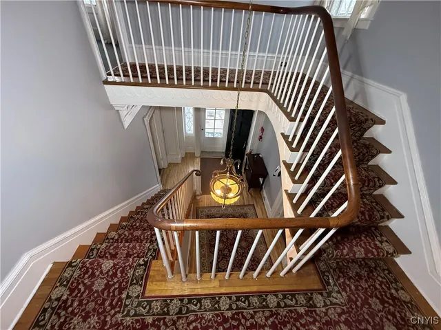$695,000 | 3 Sullivan Street, Cazenovia, NY 13035