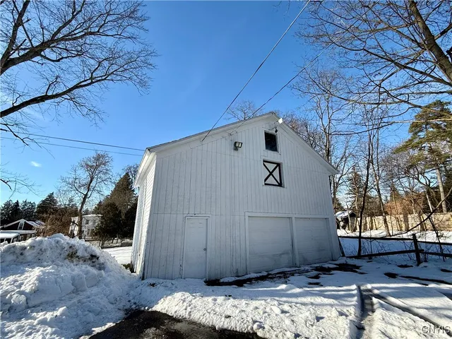 $695,000 | 3 Sullivan Street, Cazenovia, NY 13035