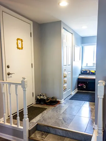 $275,000 | 9158 Sandpiper Court, Unit 40, Orland Park, IL 60462