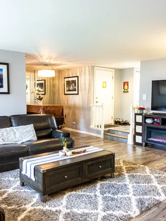 $275,000 | 9158 Sandpiper Court, Unit 40, Orland Park, IL 60462