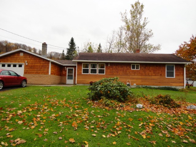 26 Golf Course Road Richford, VT 05476 - Photo 1 of 36 Gallery Image 1