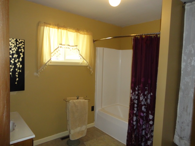26 Golf Course Road Richford, VT 05476 - Photo 13 of 36 Gallery Image 13
