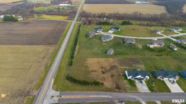 $54,900 | 1920-1922 Mayflower Drive, Pekin, IL 61554