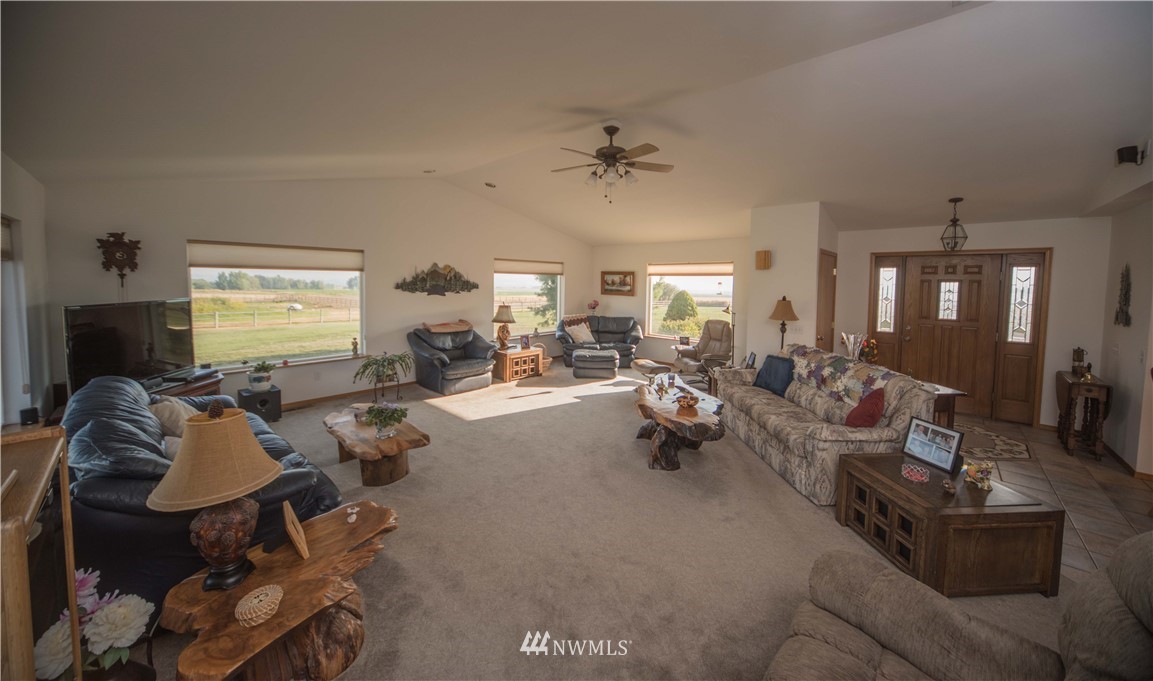 4701 Cove Road Ellensburg, WA 98926 - Photo 5 of 24 Gallery Image 5