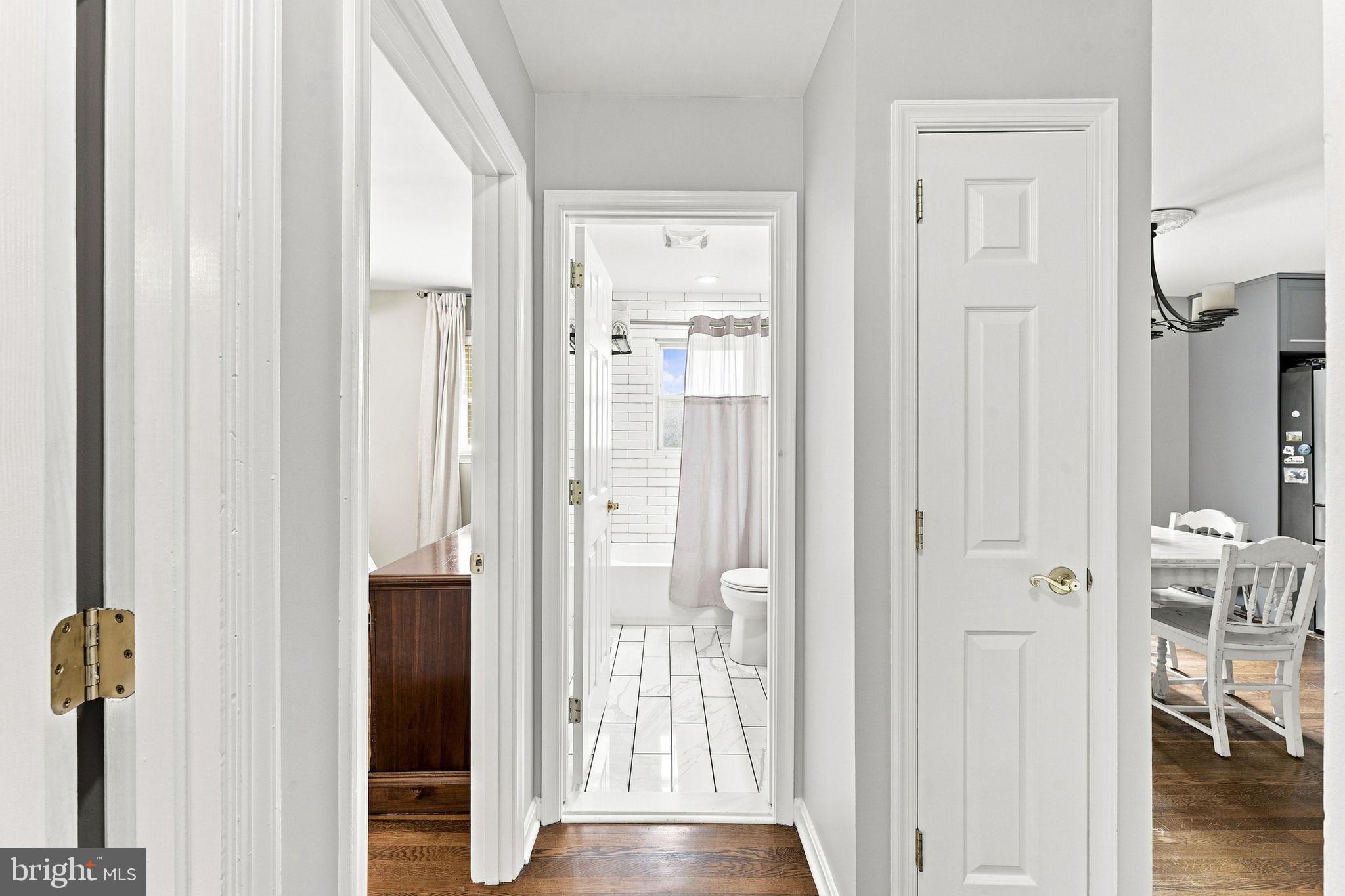 3527 Hooper Road New Windsor, MD 21776 - Photo 25 of 37 Hallway