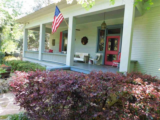 378 South Crest Road Chattanooga, TN 37404 - Photo 3 of 50 20172193-2