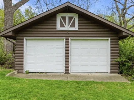 $2,250,000 | 2304 North Shore Drive, Delavan, WI 53115