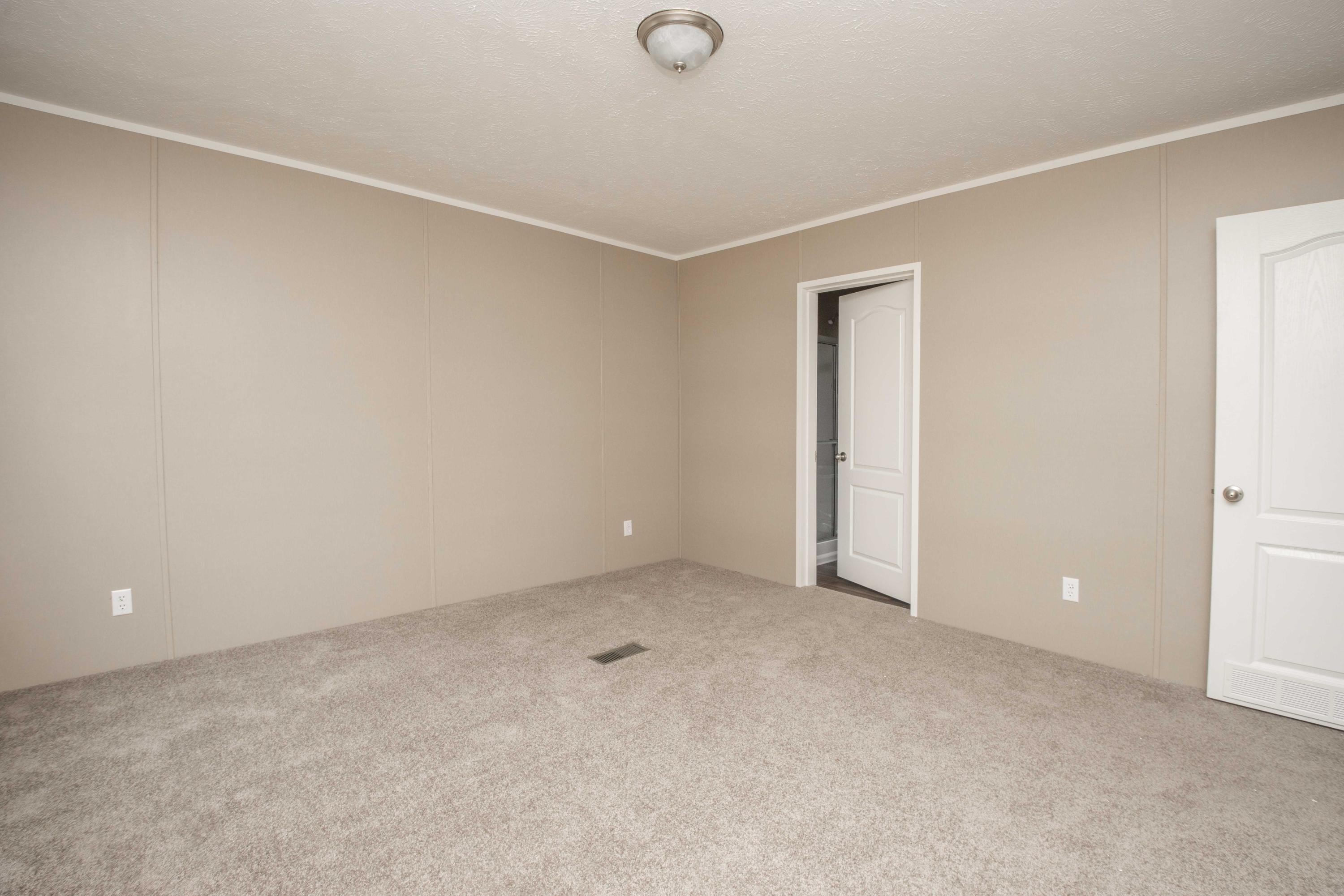 4652 Hall Road Loudon, TN 37774 - Photo 22 of 39 master bed_1