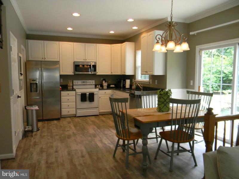 2811 Christophers Way Riva, MD 21140 - Photo 3 of 30 Kitchen
