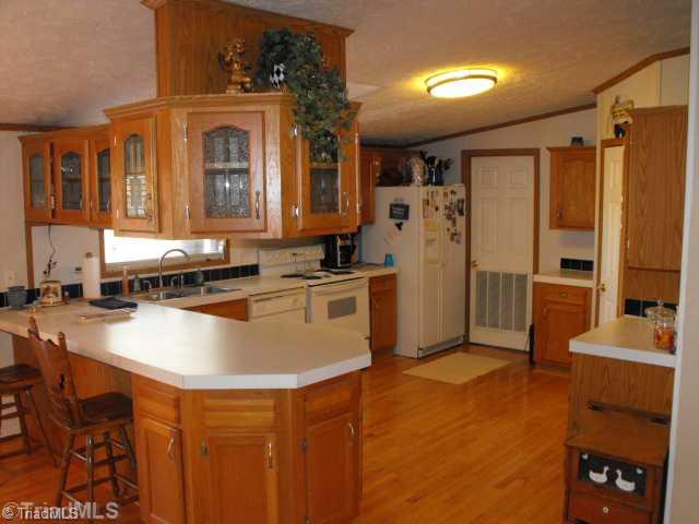 260 Oak Ridge Drive Elkin, NC 28621 - Photo 1 of 16 Kitchen. GREAT KITCHEN