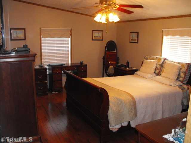 260 Oak Ridge Drive Elkin, NC 28621 - Photo 5 of 16 Master Bedroom. LARGE MASTER BEDROOM