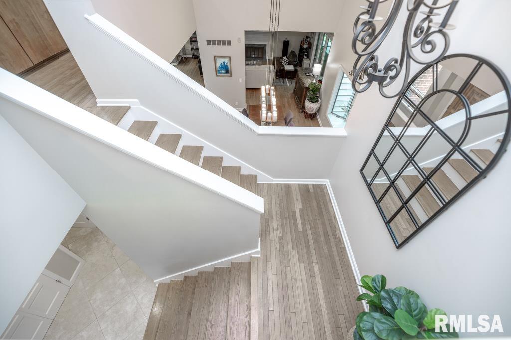 408 West Ravinwoods Road Peoria, IL 61615 - Photo 30 of 70 Gallery Image 30
