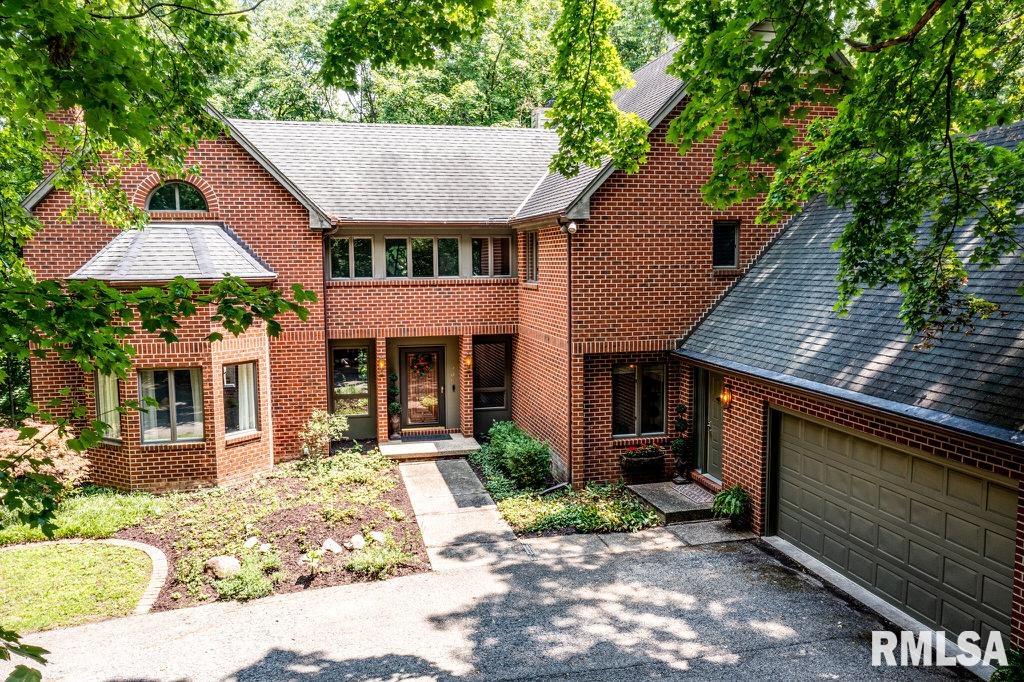 408 West Ravinwoods Road Peoria, IL 61615 - Photo 5 of 70 Gallery Image 5