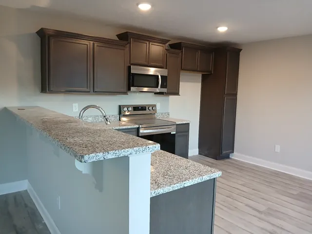 $354,900 | 2905 Vly Farms Drive, Christiana, TN 37037