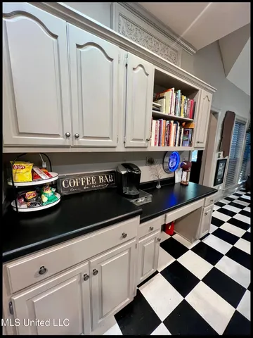 $950,000 | 3709 Lyles Drive, Oxford, MS 38655