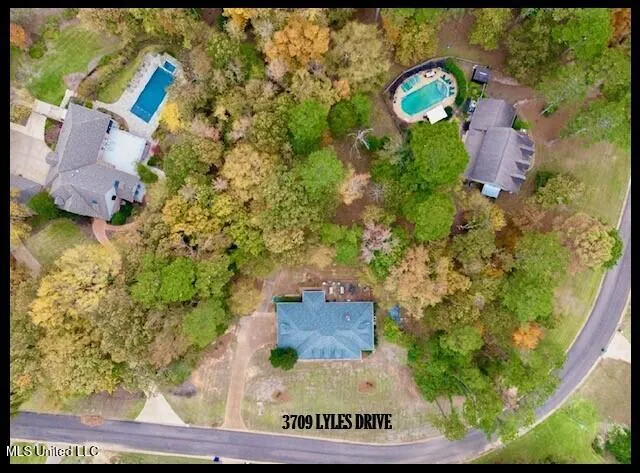 $950,000 | 3709 Lyles Drive, Oxford, MS 38655