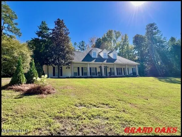 $950,000 | 3709 Lyles Drive, Oxford, MS 38655