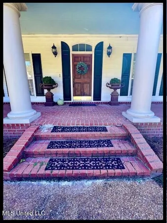 $950,000 | 3709 Lyles Drive, Oxford, MS 38655