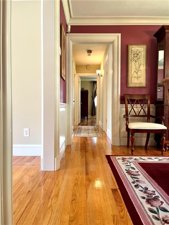 280 Pippin Orchard Road Cranston, RI 02921 - Photo 12 of 39 Expansive hall to bedrooms