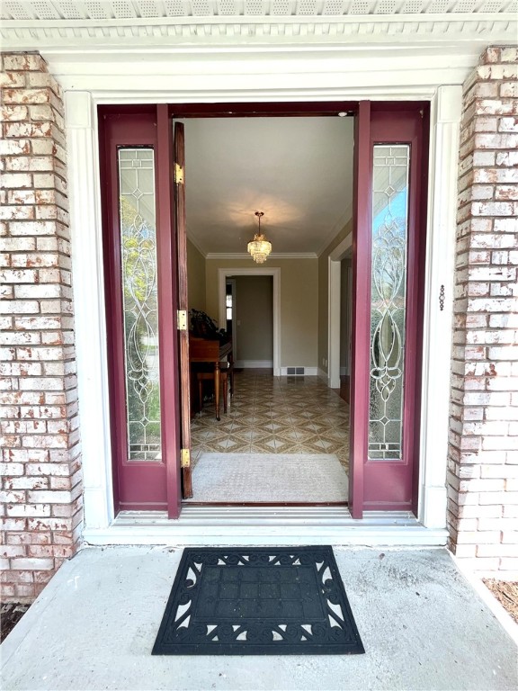 280 Pippin Orchard Road Cranston, RI 02921 - Photo 2 of 39 Front portico entry