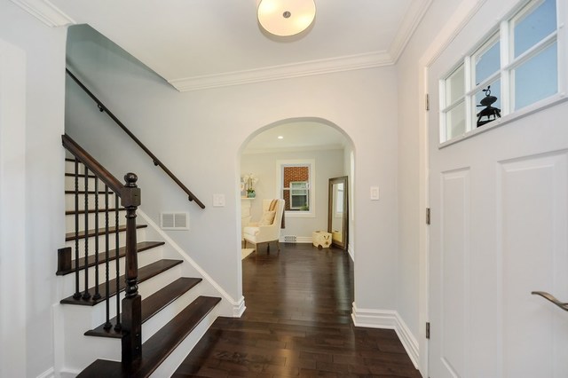 2143 Illinois Road Northbrook, IL 60062 - Photo 2 of 17