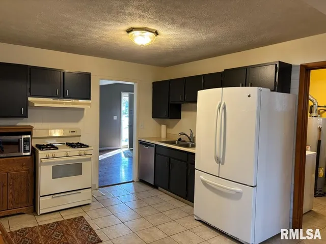 $129,900 | 3625 Sheffield Road, Springfield, IL 62703