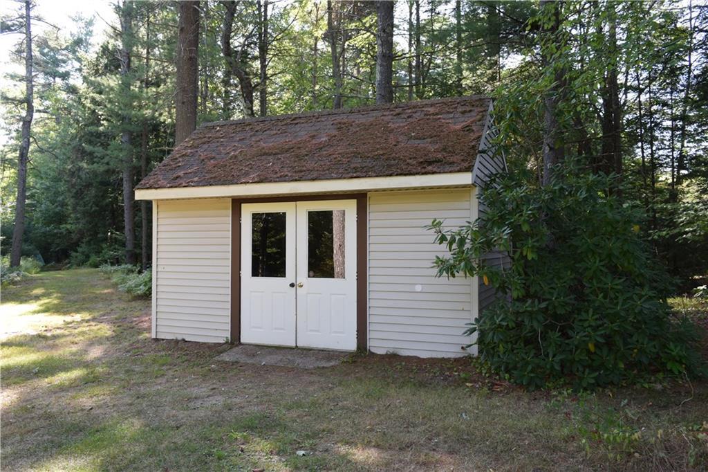 98 Middle Bay Road Brunswick, ME 04011 - Photo 26 of 32 Large storage shed