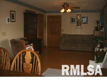 1040 End Road Thompsonville, IL 62890 - Photo 8 of 11