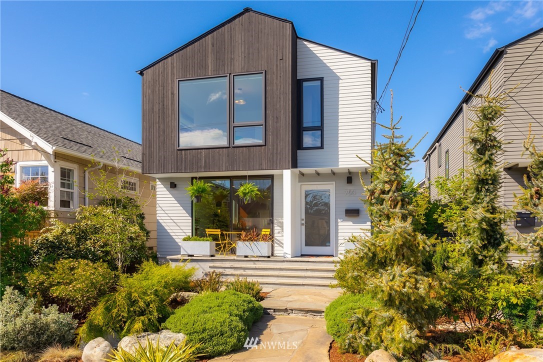 750 North 73rd Street Seattle, WA 98103 - Photo 2 of 32