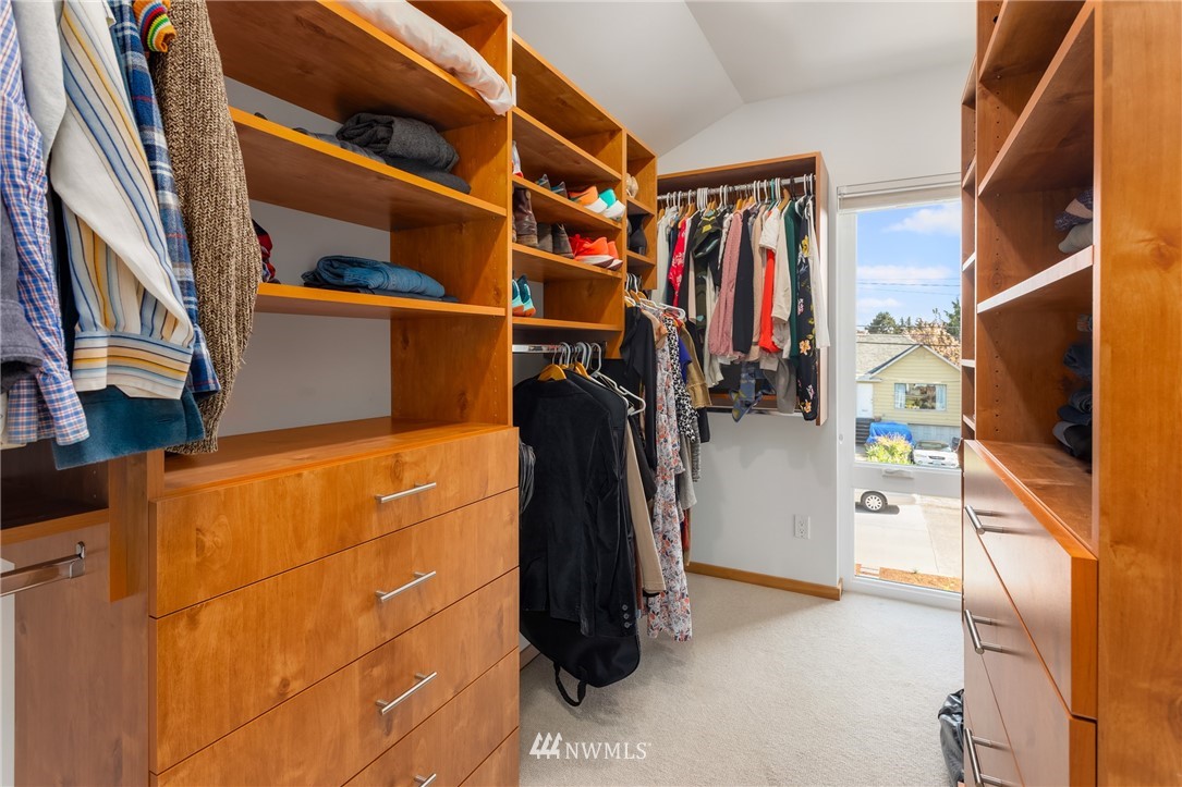 750 North 73rd Street Seattle, WA 98103 - Photo 22 of 32