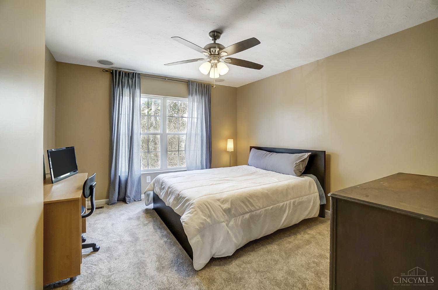 4662 Riley Lane Cincinnati, OH 45227 - Photo 43 of 73 Gallery Image 43