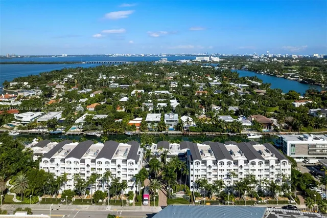 $2,400,000 | 1413 Sunset Harbour Drive, Unit 208, Miami Beach, FL 33139