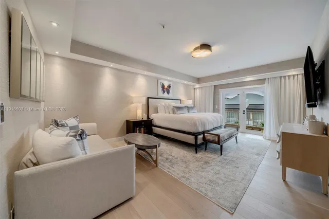 $2,400,000 | 1413 Sunset Harbour Drive, Unit 208, Miami Beach, FL 33139