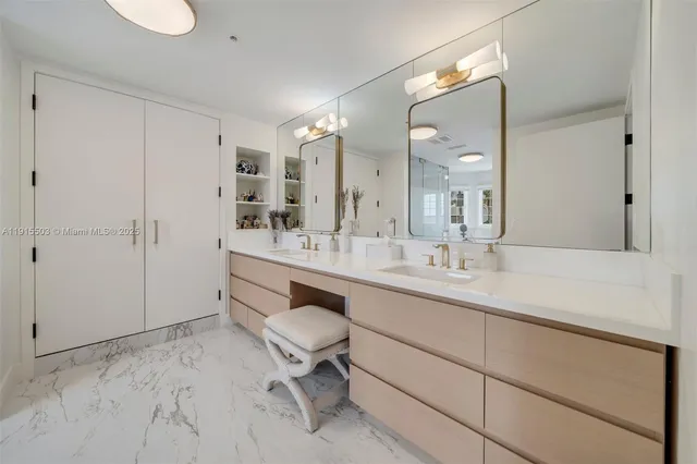 $2,400,000 | 1413 Sunset Harbour Drive, Unit 208, Miami Beach, FL 33139