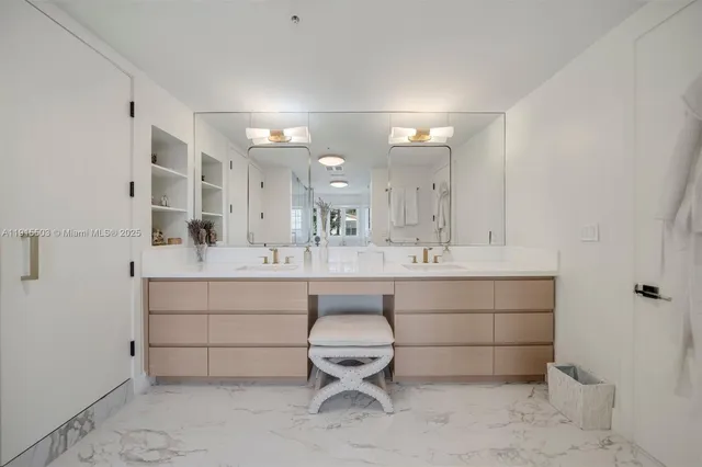 $2,400,000 | 1413 Sunset Harbour Drive, Unit 208, Miami Beach, FL 33139