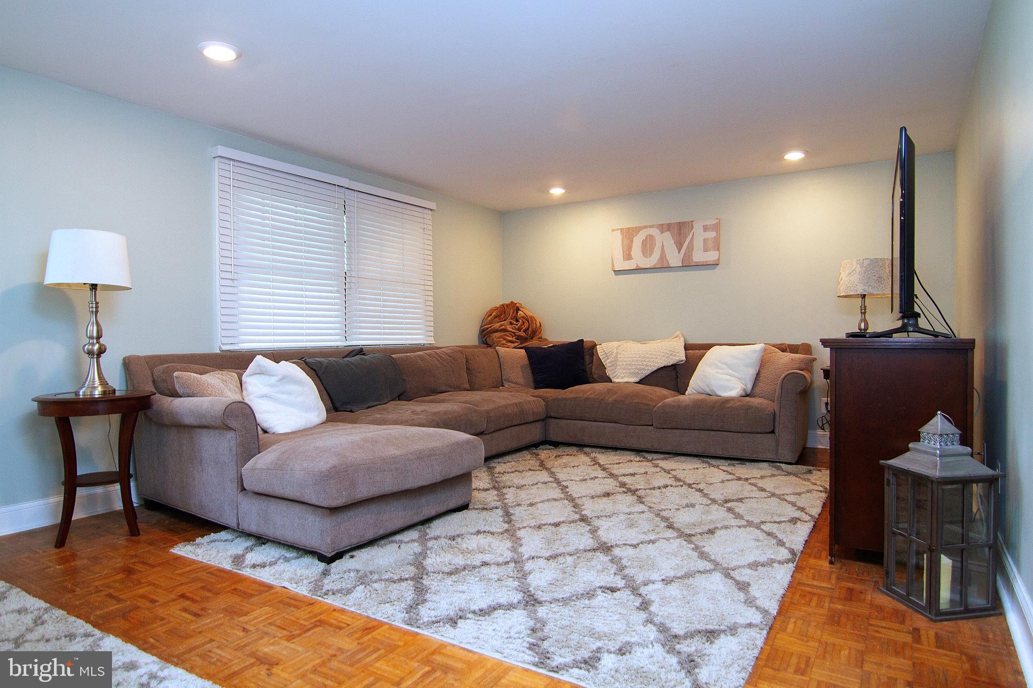 10 Scattergood Road Cherry Hill, NJ 08003 - Photo 12 of 30 Family Room