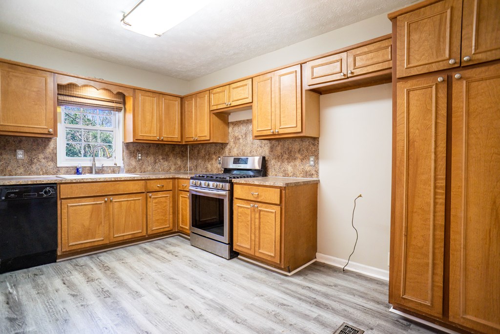 2237 Avalon Road Columbus, GA 31907 - Photo 8 of 19