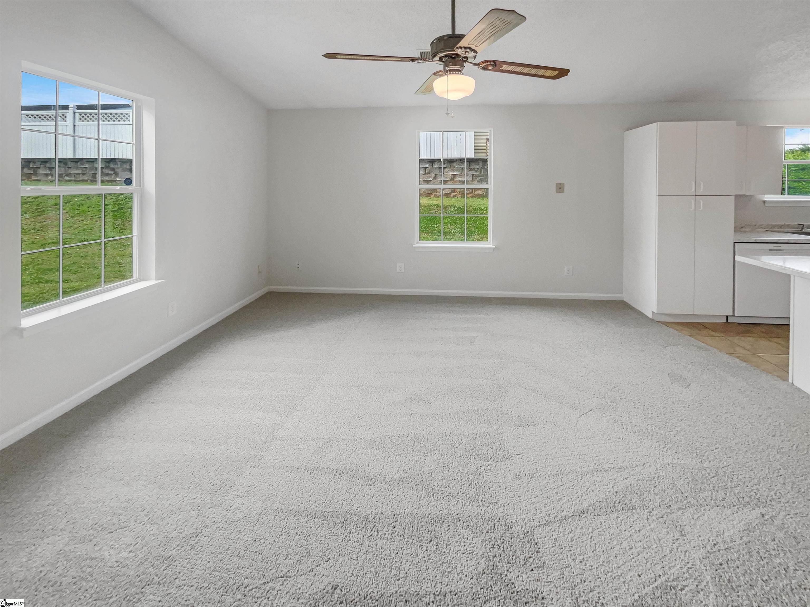 106 Spruce Avenue Greer, SC 29651 - Photo 4 of 15