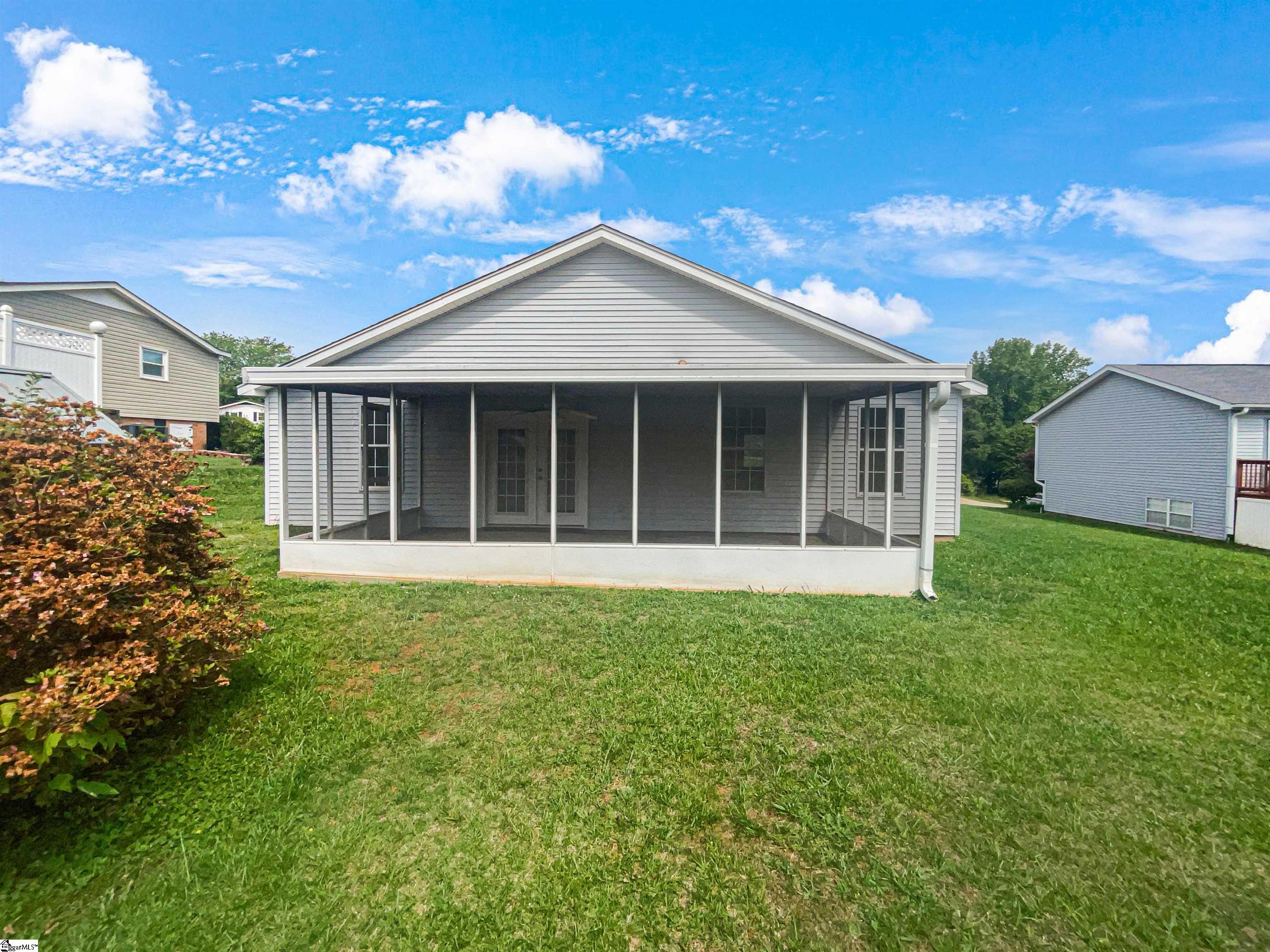 106 Spruce Avenue Greer, SC 29651 - Photo 6 of 15