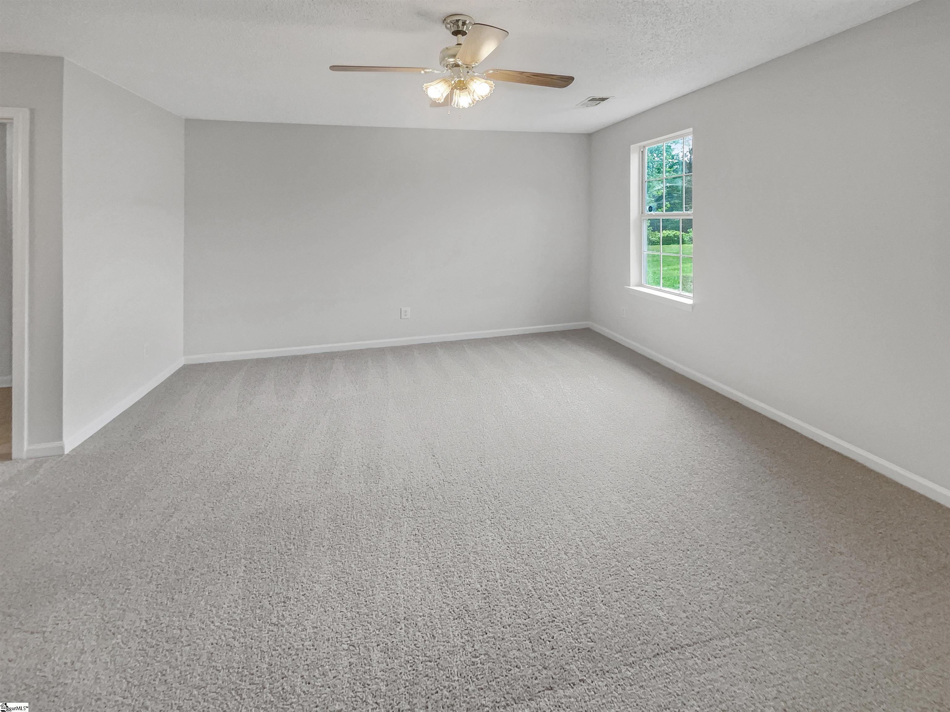 106 Spruce Avenue Greer, SC 29651 - Photo 8 of 15