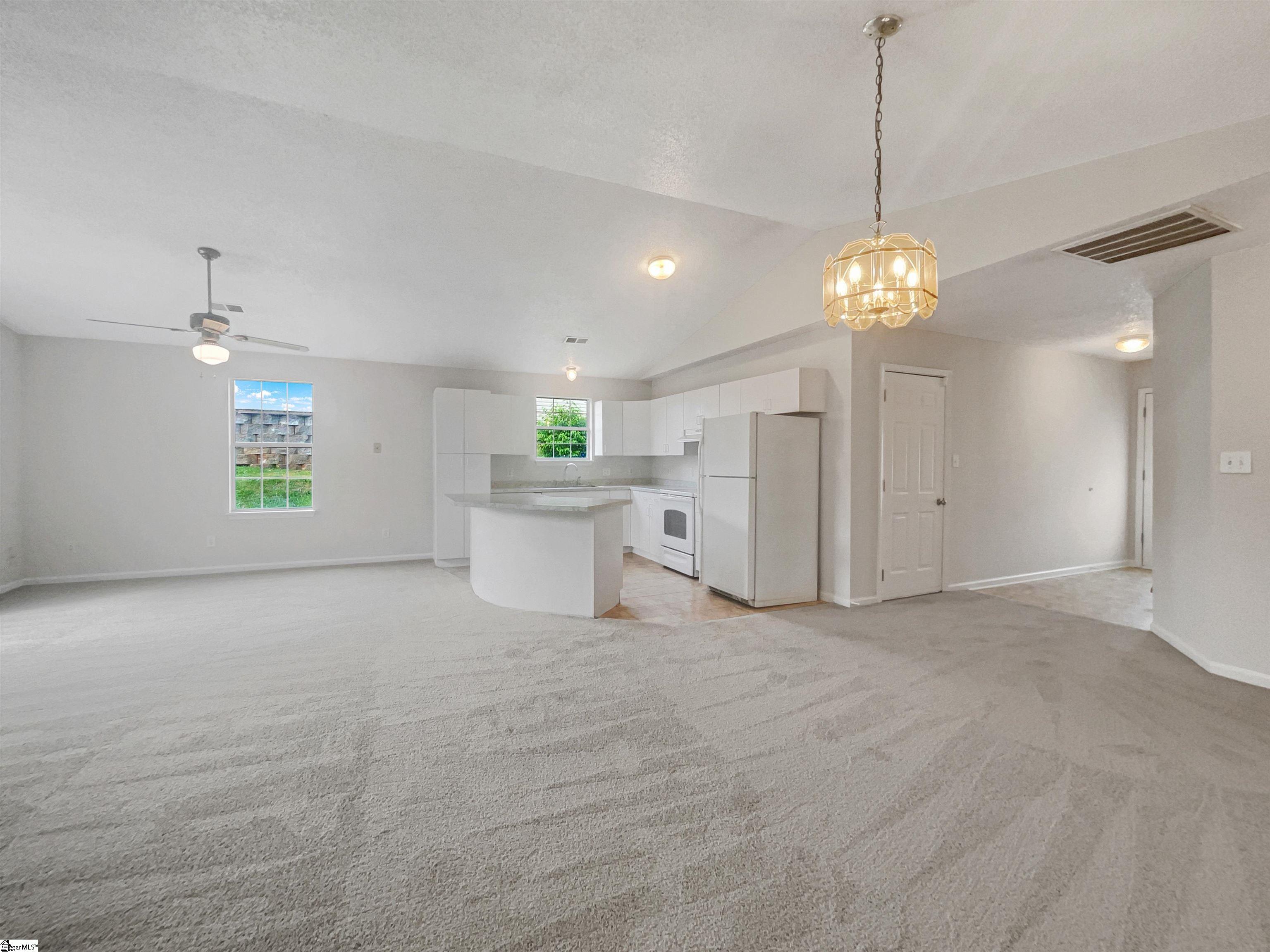 106 Spruce Avenue Greer, SC 29651 - Photo 10 of 15