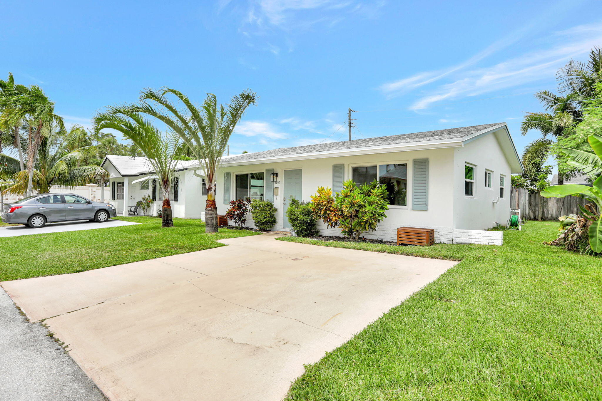 4902 Northwest 27th Way Tamarac, FL 33309 - Photo 3 of 41 3-web-or-mls-001L6762