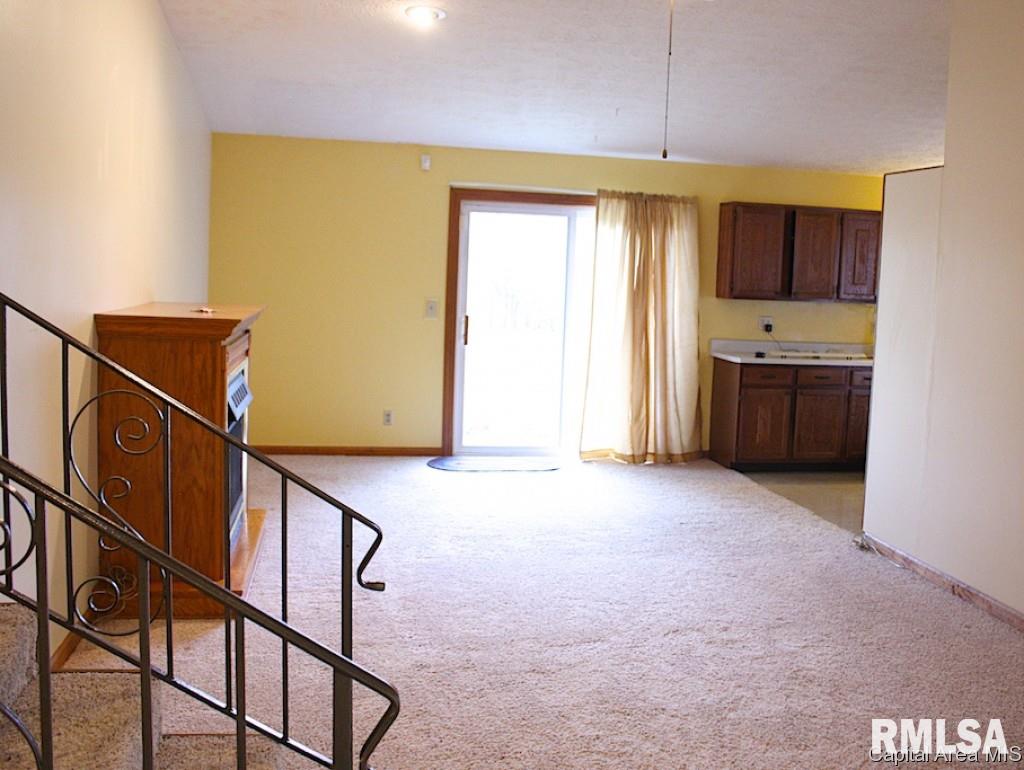 23 Sarah Avenue Springfield, IL 62703 - Photo 6 of 31