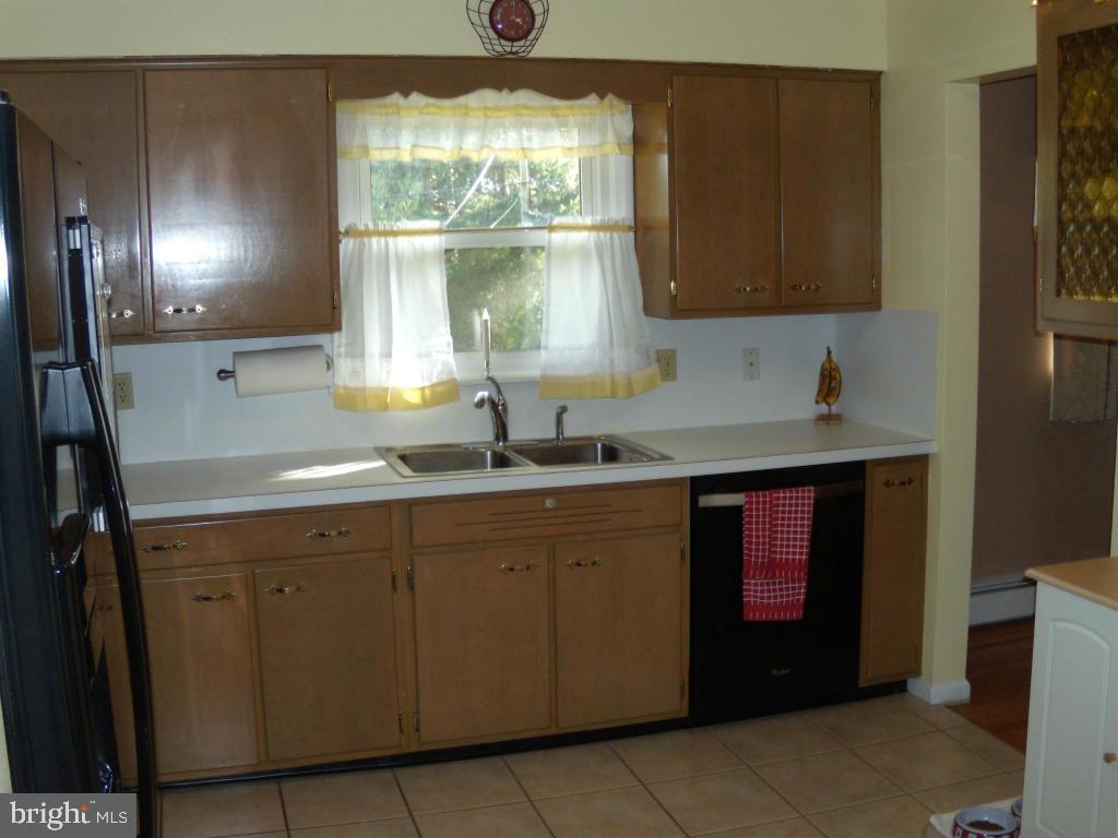 438 Revere Road Lancaster, PA 17601 - Photo 12 of 42 Gallery Image 12