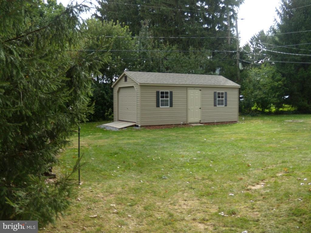 438 Revere Road Lancaster, PA 17601 - Photo 5 of 42 Gallery Image 5